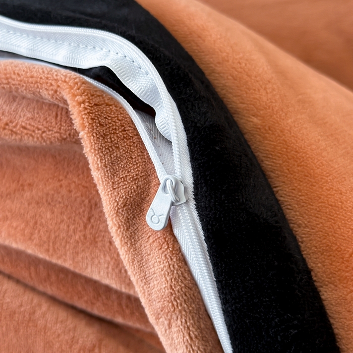 91家纺网 家纺一手货源 找家纺 金牛座家纺 2025新款8斤加厚牛奶绒刺绣四件套-蝴蝶飞飞 蝴蝶飞飞-红棕