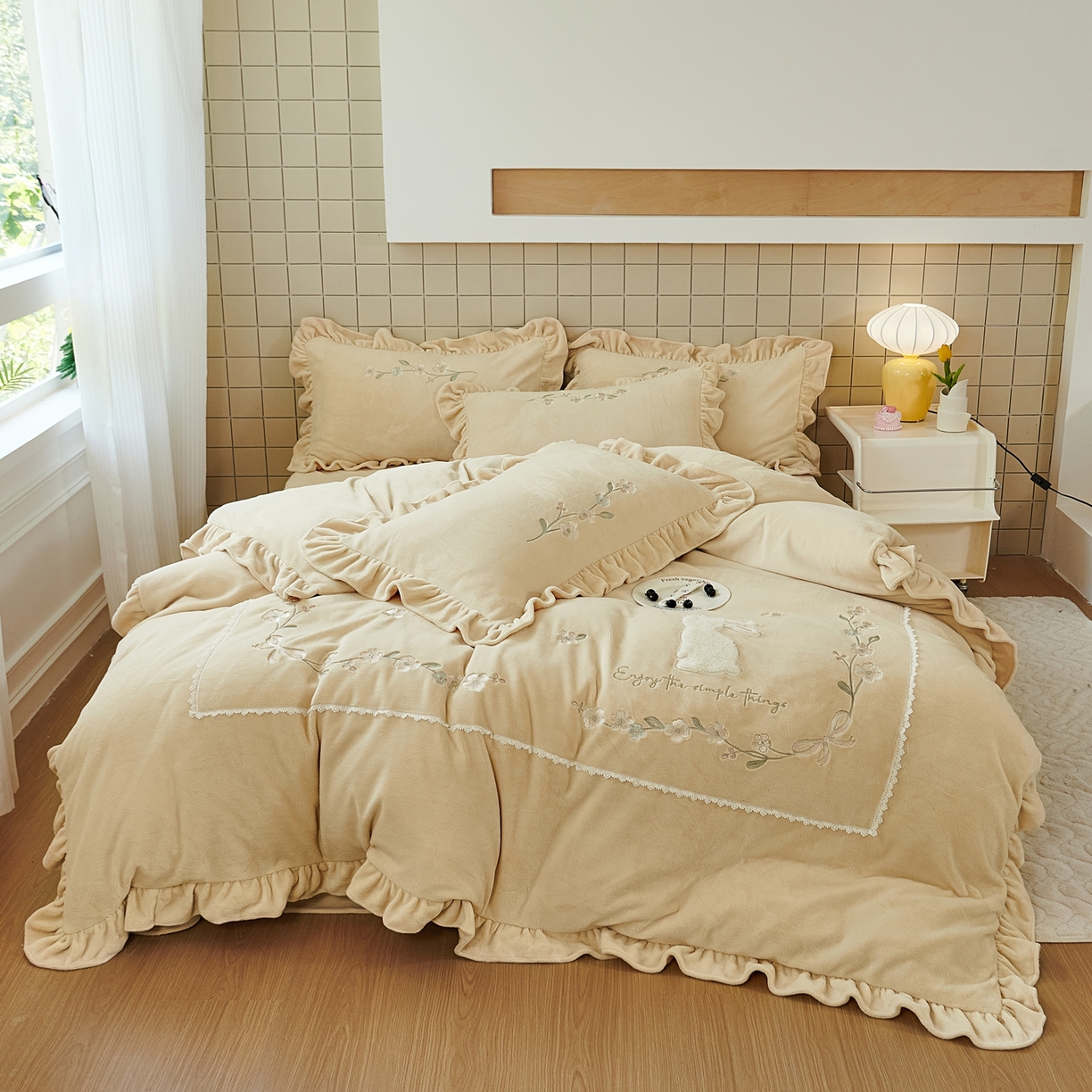 优姿家纺 2025新款11斤全消光韩版贴布绣保暖四件套- 茱迪 柠檬黄