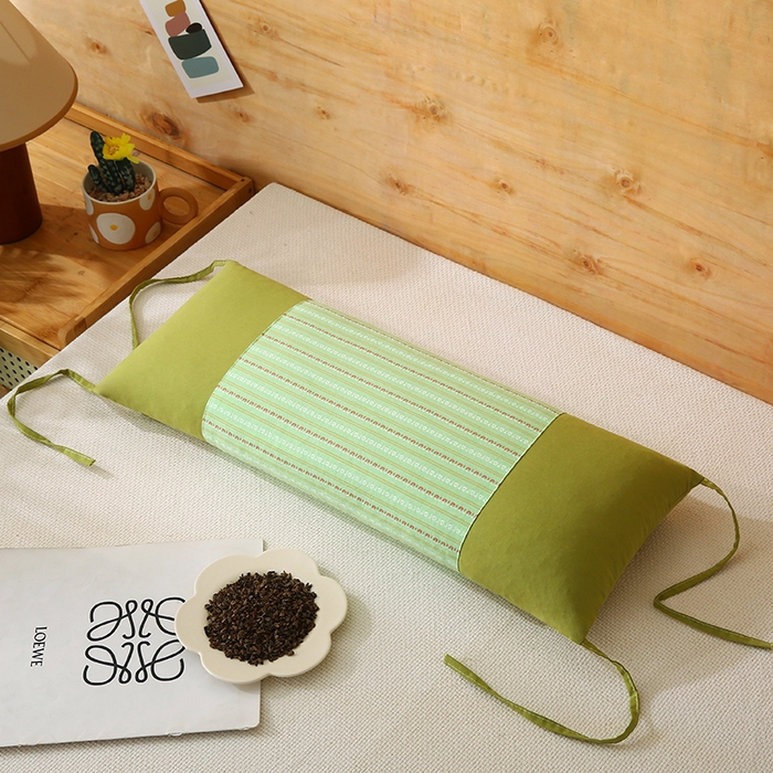 91家纺网 家纺一手货源 找家纺 金牛枕芯 2025新款全棉立体条纹荞麦糖果枕枕头枕芯 浅绿