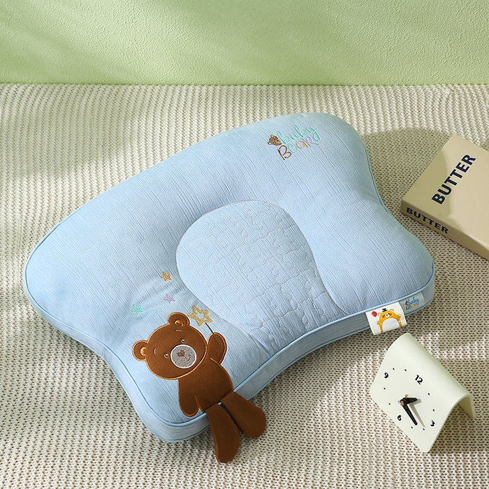 91家纺网 家纺一手货源 找家纺 金牛枕芯 2025新款贴布绣儿童枕芯枕头亲肤舒适安抚儿童枕 小奶熊-蓝色