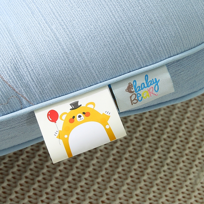 91家纺网 家纺一手货源 找家纺 金牛枕芯 2025新款贴布绣儿童枕芯枕头亲肤舒适安抚儿童枕 小奶熊-蓝色