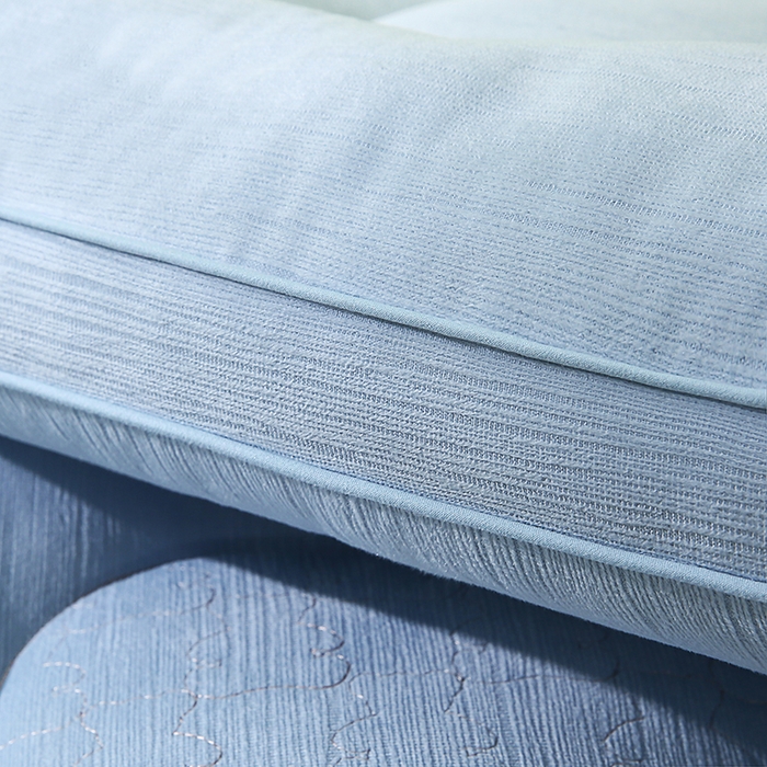 91家纺网 家纺一手货源 找家纺 金牛枕芯 2025新款贴布绣儿童枕芯枕头亲肤舒适安抚儿童枕 小奶熊-蓝色