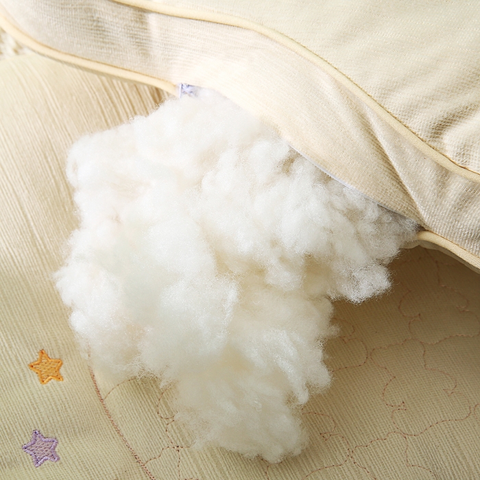 91家纺网 家纺一手货源 找家纺 金牛枕芯 2025新款贴布绣儿童枕芯枕头亲肤舒适安抚儿童枕 小奶熊-米色