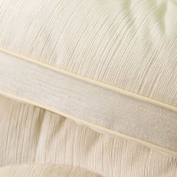 91家纺网 家纺一手货源 找家纺 金牛枕芯 2025新款贴布绣儿童枕芯枕头亲肤舒适安抚儿童枕 小奶熊-米色