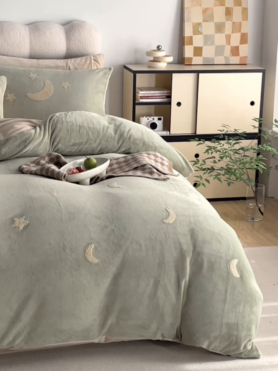 91家纺网 家纺一手货源 找家纺 千朵森 2025新款牛奶绒毛巾绣四件套-艾琳-风格一 艾琳-橄榄绿