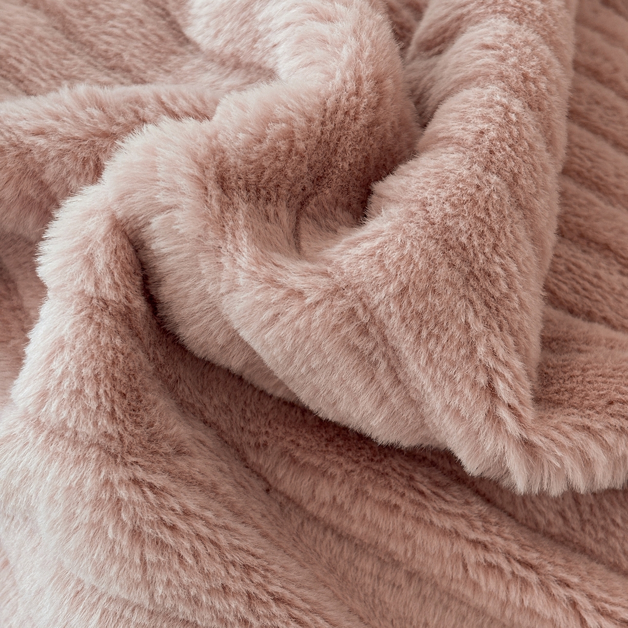 91家纺网 家纺一手货源 找家纺 （总）金艾草 2025新款纯色兔毛宽边刺绣床盖款四件套【工艺款】-铂爵