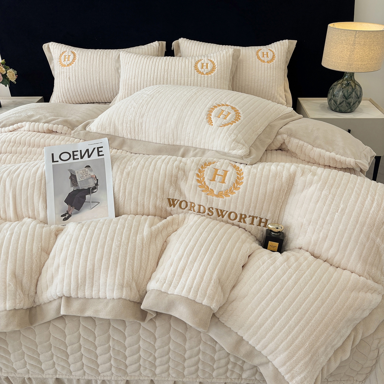 91家纺网 家纺一手货源 找家纺 （总）金艾草 2025新款纯色兔毛宽边刺绣床盖款四件套【工艺款】-铂爵