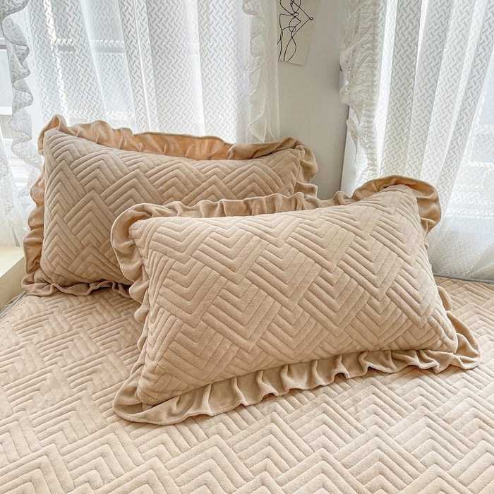 91家纺网 家纺一手货源 找家纺 家之硕家纺2025秋冬款多功能牛奶绒可拆卸式床笠床裙 奶咖