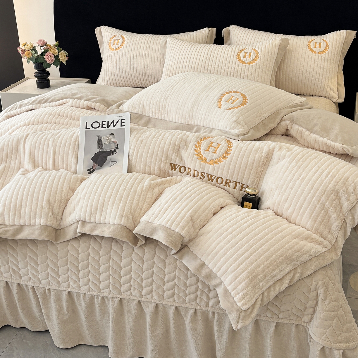 91家纺网 家纺一手货源 找家纺 金艾草 2025新款纯色兔毛宽边刺绣床盖款四件套【工艺款】-铂爵 铂爵-米咖