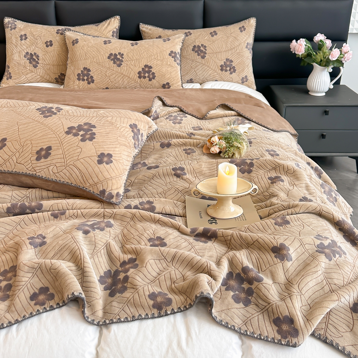 91家纺网 家纺一手货源 找家纺 卓缦家纺 2025新款高克重双层牛奶绒毛毯加厚冬季毛毯四季毯办公室午休毯牛奶绒床单 清新叶语-棕