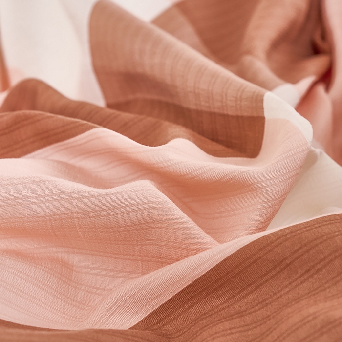 91家纺网 家纺一手货源 找家纺 卢赛尔 2025新款简约格子水洗学生季学生宿舍三件套 粉大格