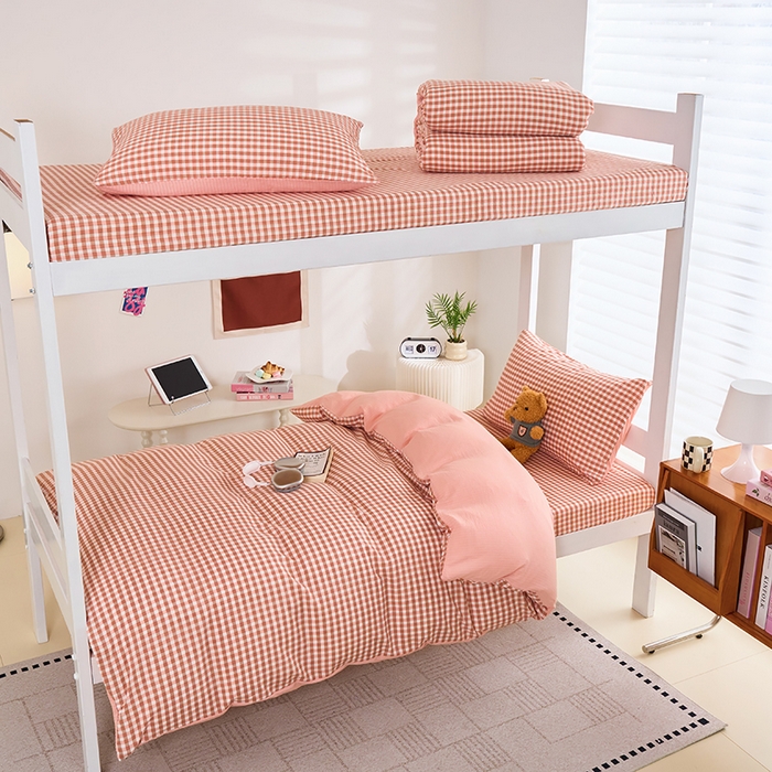 91家纺网 家纺一手货源 找家纺 卢赛尔 2025新款简约格子水洗学生季学生宿舍三件套 粉小格