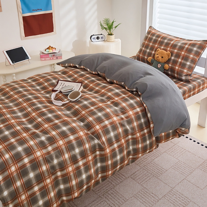 91家纺网 家纺一手货源 找家纺 卢赛尔 2025新款简约格子水洗学生季学生宿舍三件套 复古-棕