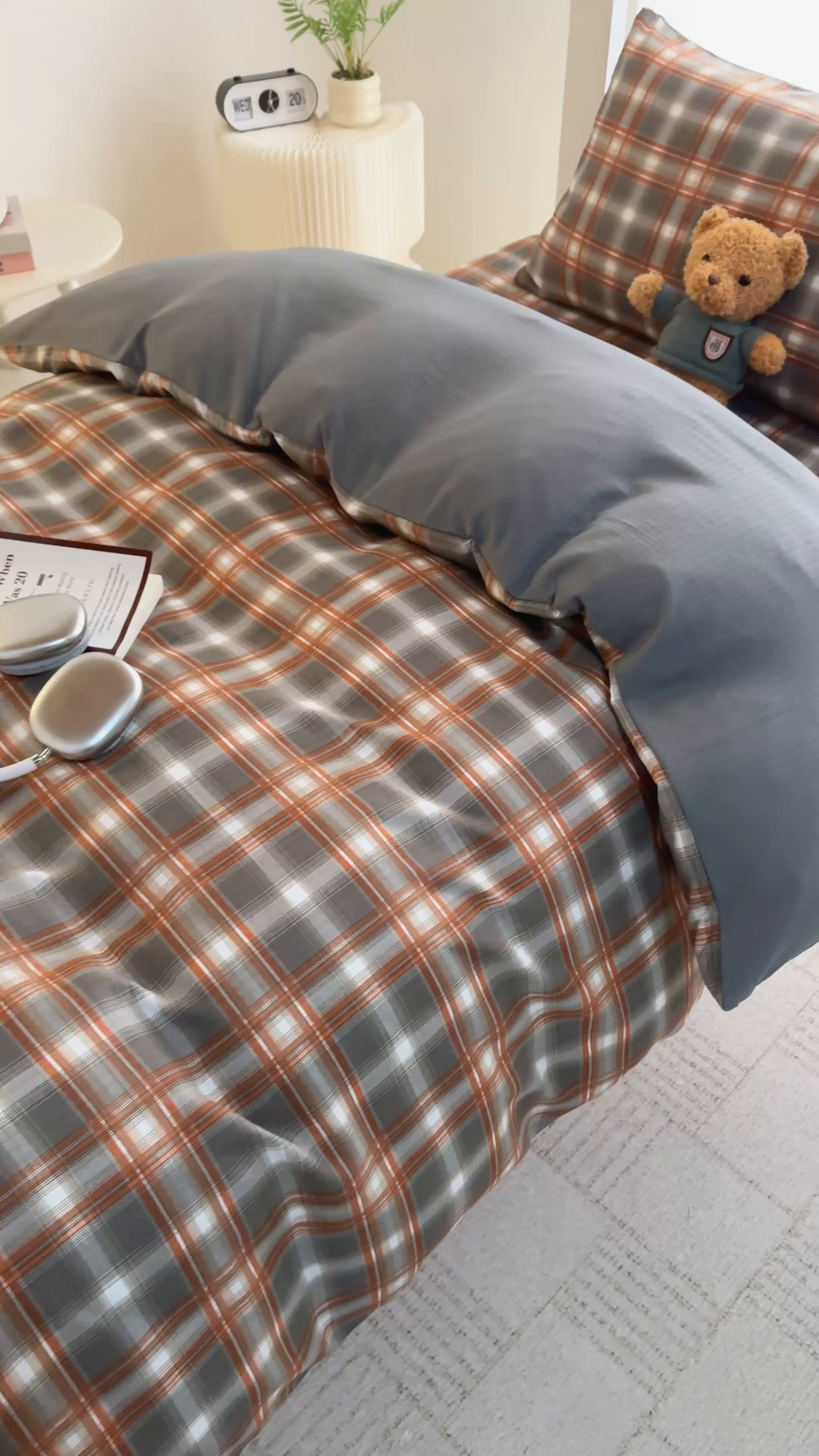 91家纺网 家纺一手货源 找家纺 卢赛尔 2025新款简约格子水洗学生季学生宿舍三件套 复古-棕