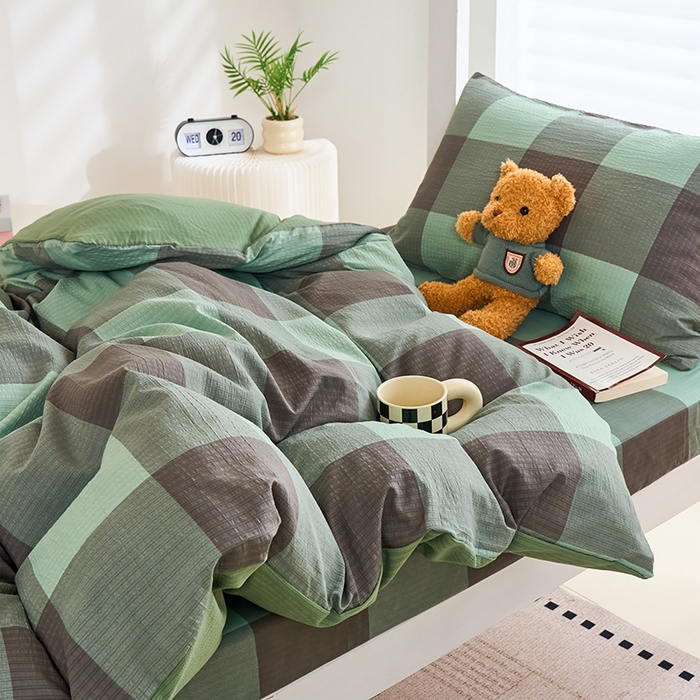 91家纺网 家纺一手货源 找家纺 卢赛尔 2025新款简约格子水洗学生季学生宿舍三件套 赫本-绿