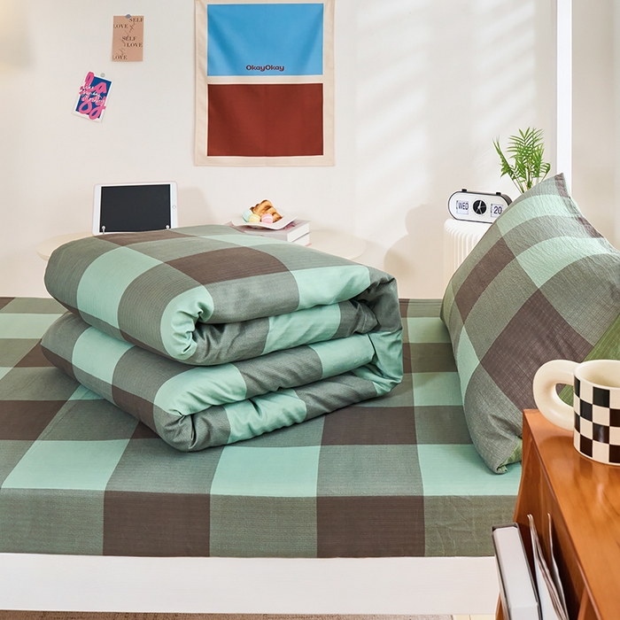 91家纺网 家纺一手货源 找家纺 卢赛尔 2025新款简约格子水洗学生季学生宿舍三件套 赫本-绿