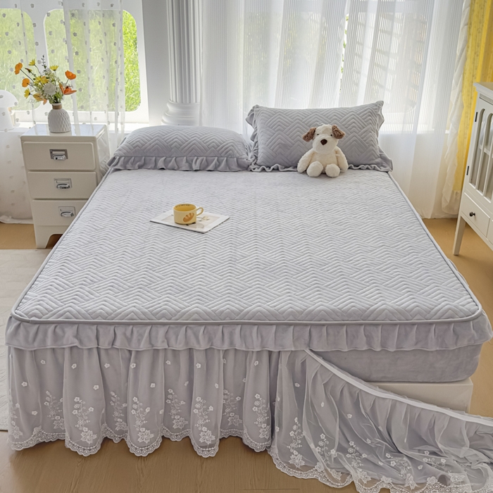 91家纺网 家纺一手货源 找家纺 家之硕 2025秋冬款多功能牛奶绒可拆卸式床笠床裙四件套 世纪灰