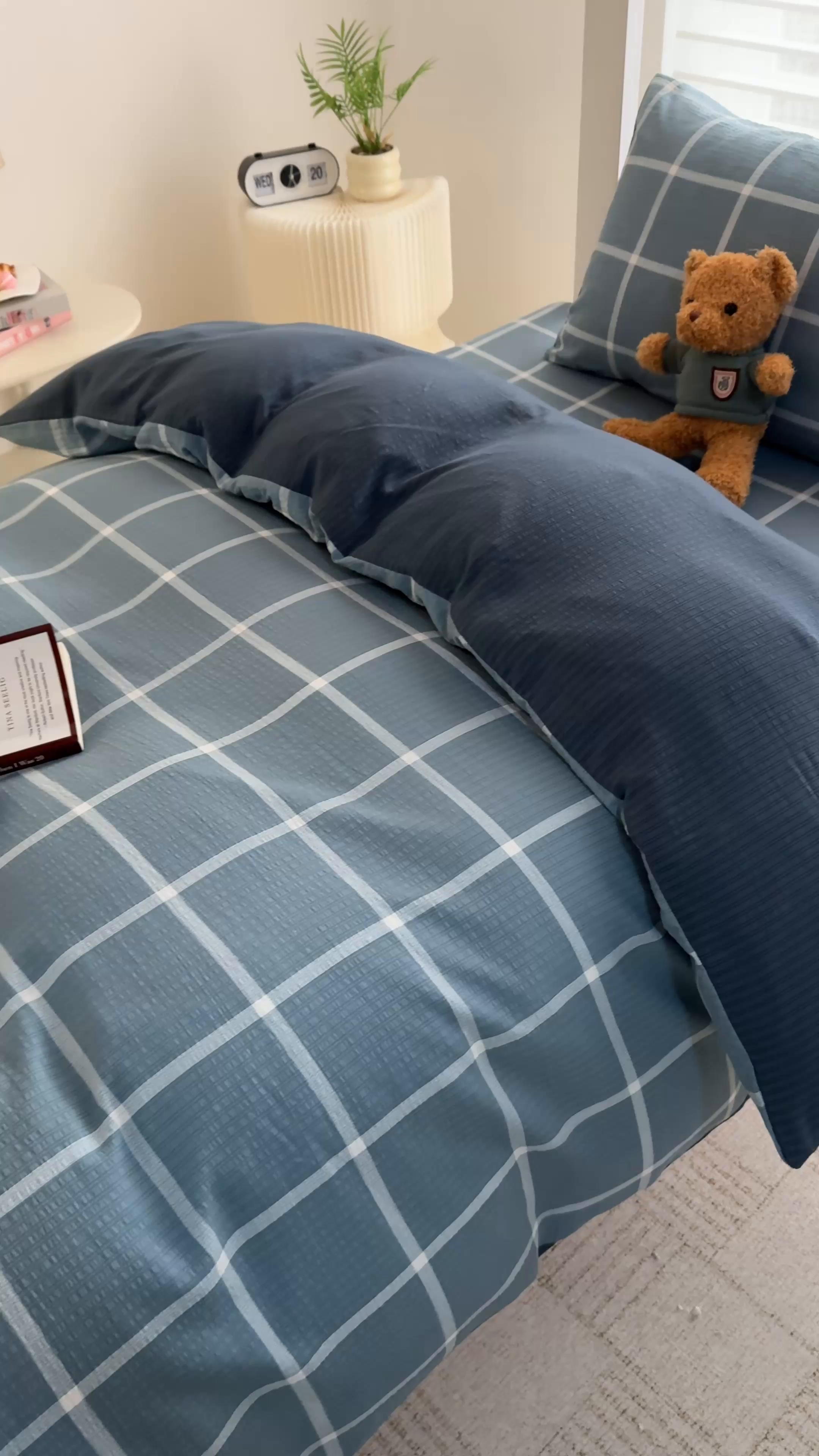 91家纺网 家纺一手货源 找家纺 卢赛尔 2025新款简约格子水洗学生季学生宿舍三件套 莫奈-兰