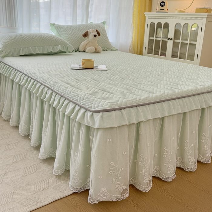 91家纺网 家纺一手货源 找家纺 家之硕 2025秋冬款多功能牛奶绒可拆卸式床笠床裙四件套 颜春绿