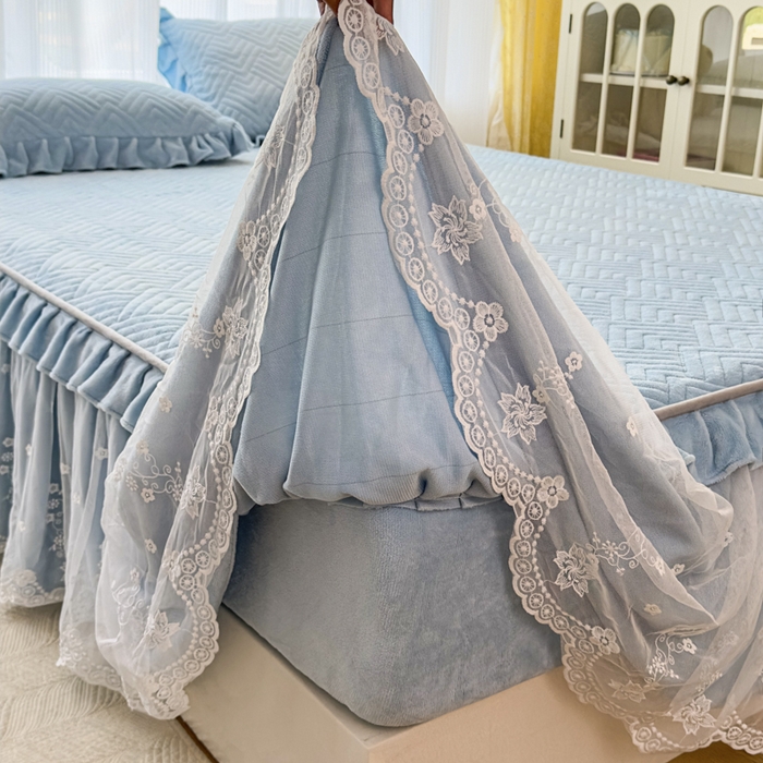 91家纺网 家纺一手货源 找家纺 家之硕 2025秋冬款多功能牛奶绒可拆卸式床笠床裙四件套 耀蓝