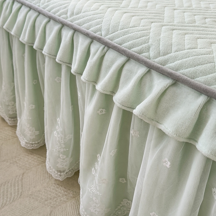 91家纺网 家纺一手货源 找家纺 （总）家之硕 2025秋冬款多功能牛奶绒可拆卸式床笠床裙四件套