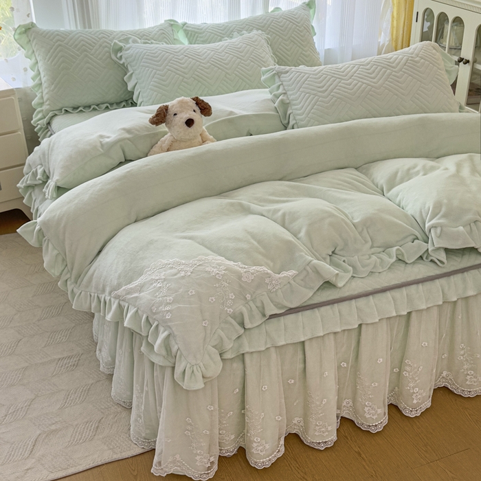 91家纺网 家纺一手货源 找家纺 （总）家之硕 2025秋冬款多功能牛奶绒可拆卸式床笠床裙四件套