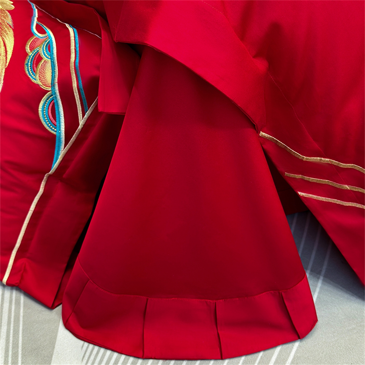 91家纺网 家纺一手货源 找家纺 美娘阁 2025新款长绒棉全棉贡缎提花款新中式古典韵味精美刺绣婚庆四件套-系列二 金玉满堂