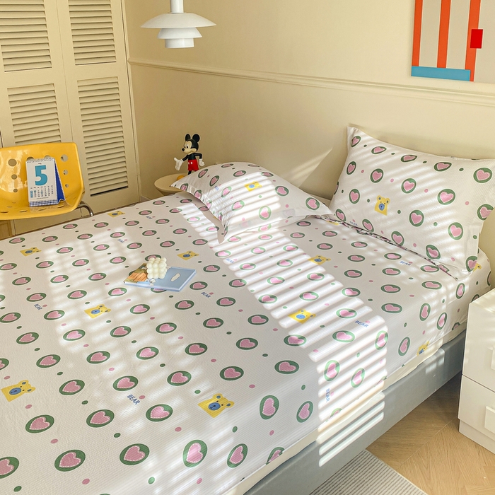 91家纺网 家纺一手货源 找家纺 （总）恬澳家纺 2025新款A类印花泡泡棉床笠-场景一