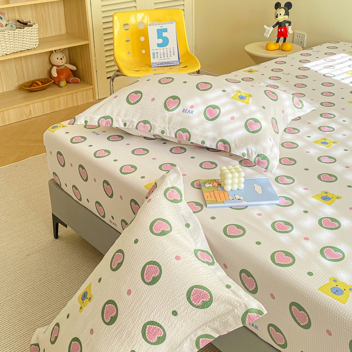 91家纺网 家纺一手货源 找家纺 （总）恬澳家纺 2025新款A类印花泡泡棉床笠-场景一