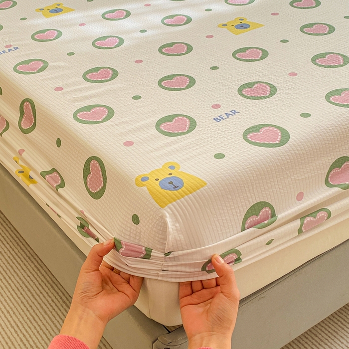 91家纺网 家纺一手货源 找家纺 （总）恬澳家纺 2025新款A类印花泡泡棉床笠-场景一