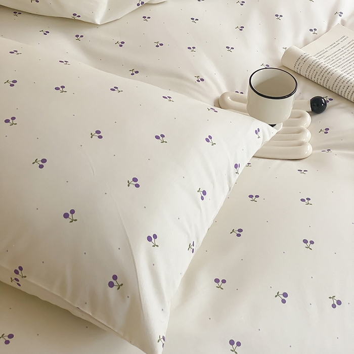 91家纺网 家纺一手货源 找家纺 Mr.pig猪先生水洗棉 2025新款小清新全棉四件套 淡紫小樱桃