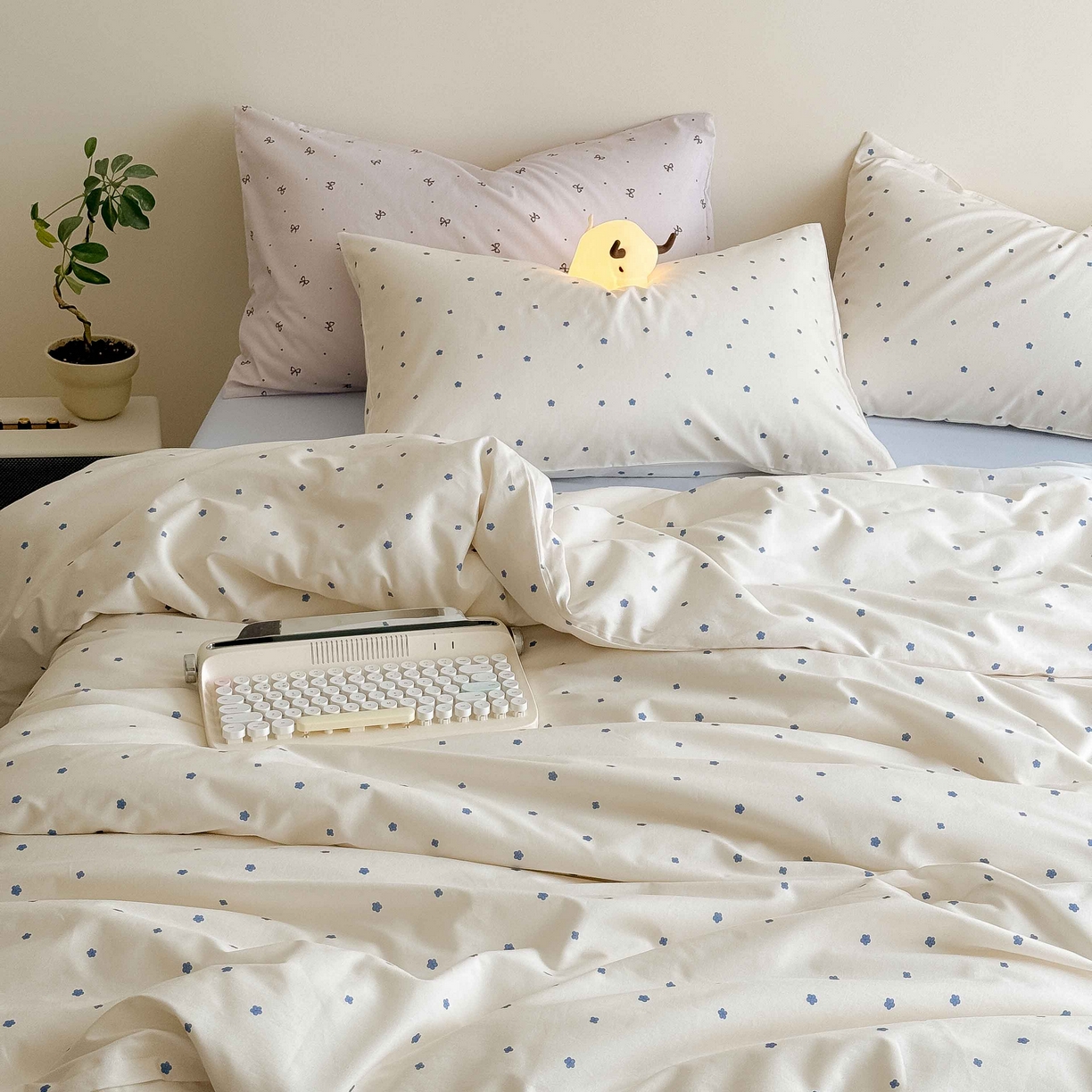 91家纺网 家纺一手货源 找家纺 Mr.pig猪先生水洗棉 2025新款小清新全棉四件套 蓝小花