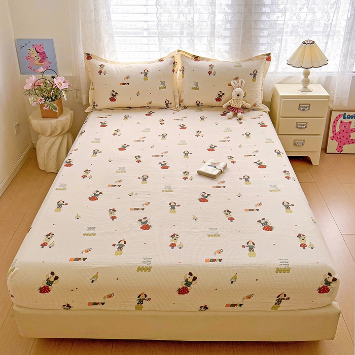 91家纺网 家纺一手货源 找家纺 恬澳家纺 2025新款A类印花泡泡棉床笠-场景二 布丁狗