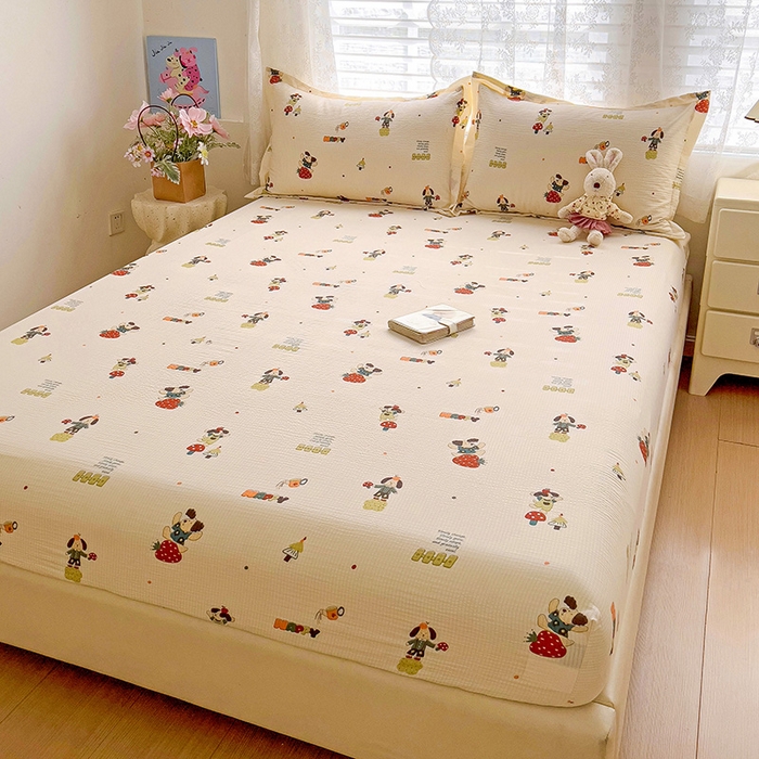 91家纺网 家纺一手货源 找家纺 恬澳家纺 2025新款A类印花泡泡棉床笠-场景二 布丁狗