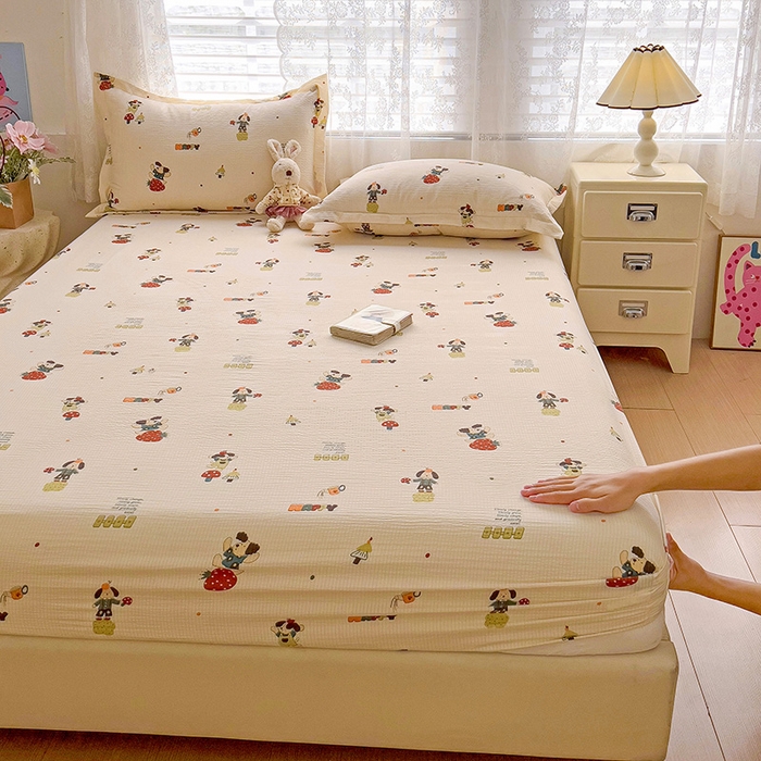 91家纺网 家纺一手货源 找家纺 恬澳家纺 2025新款A类印花泡泡棉床笠-场景二 布丁狗