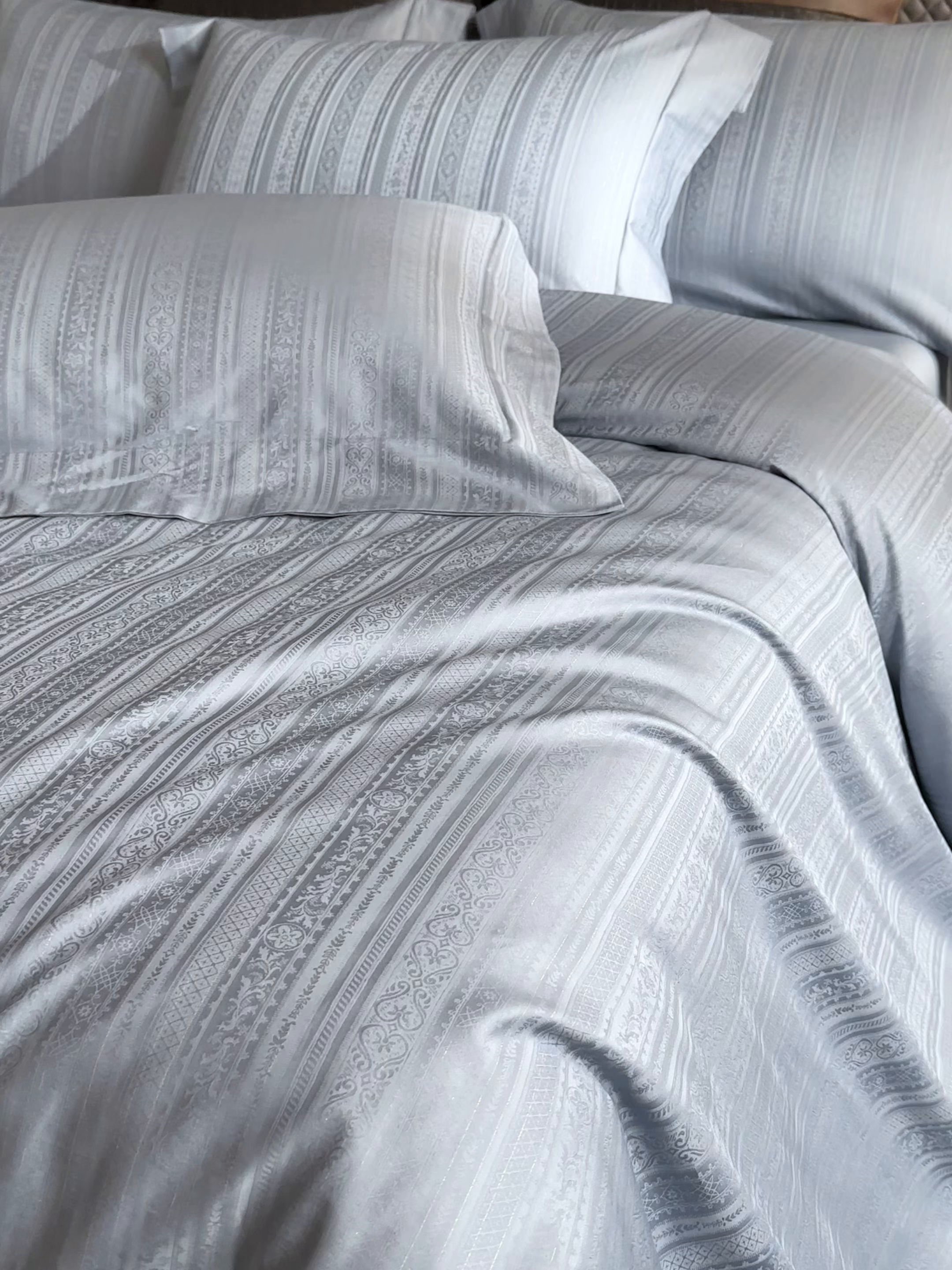 91家纺网 家纺一手货源 找家纺 舒慕家纺 2025新款亲肤舒适高端100S长绒棉纯棉银丝提花四件套 非凡084