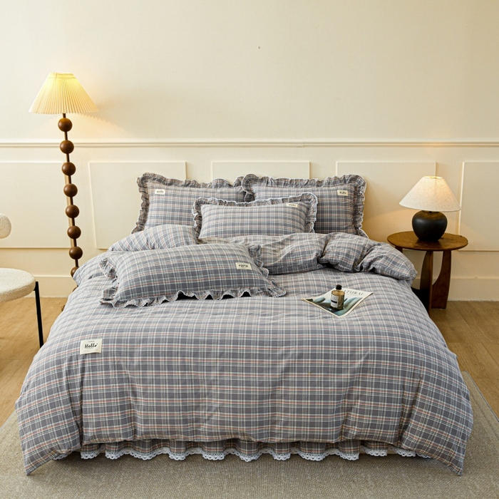 91家纺网 家纺一手货源 找家纺 缦彩 2025新款纯棉水洗棉床裙床罩单件全棉防滑防尘保护套床单三件套 艾米-兰