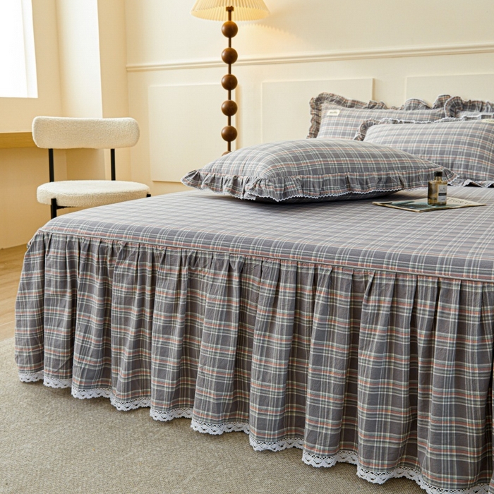 91家纺网 家纺一手货源 找家纺 缦彩 2025新款纯棉水洗棉床裙床罩单件全棉防滑防尘保护套床单三件套 艾米-兰