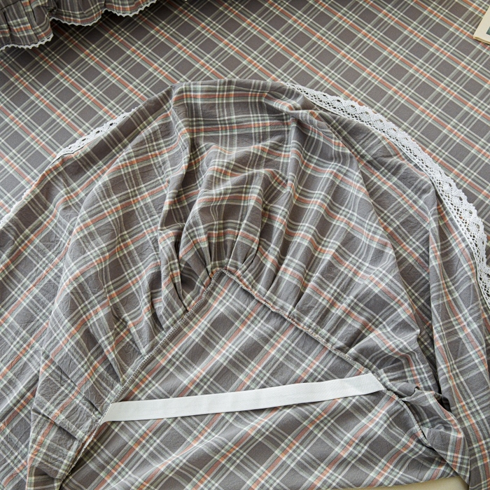 91家纺网 家纺一手货源 找家纺 缦彩 2025新款纯棉水洗棉床裙床罩单件全棉防滑防尘保护套床单三件套 艾米-兰