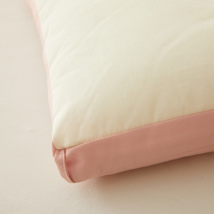 91家纺网 家纺一手货源 找家纺 维洋家纺 2025新款双层纱云感刺绣大豆被被子被芯 奶油粉花朵