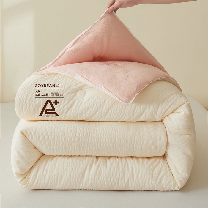 91家纺网 家纺一手货源 找家纺 维洋家纺 2025新款泡泡纱大豆被被子被芯 米黄+樱花粉