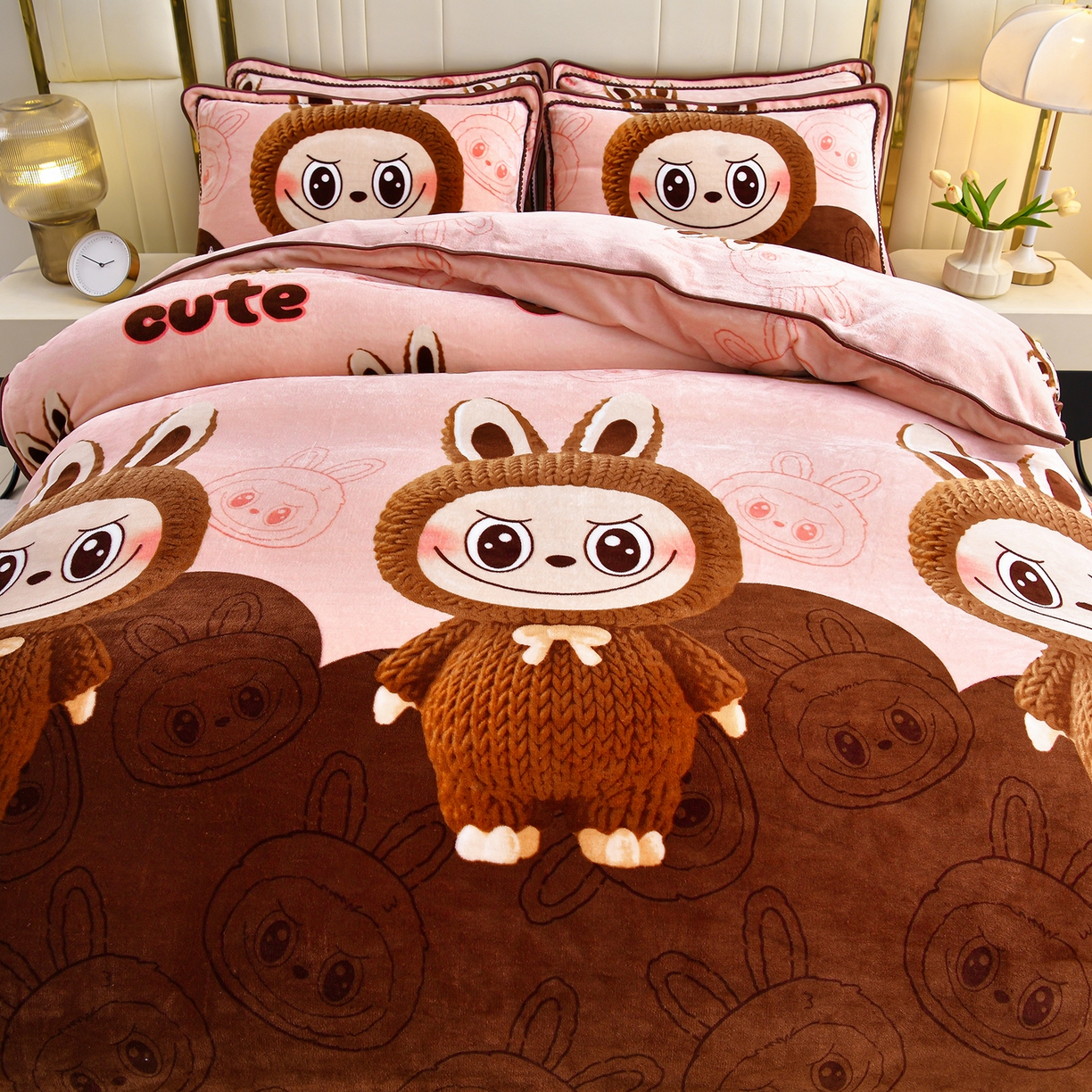 91家纺网 家纺一手货源 找家纺 绒品荟家纺 2025新款8.5斤加厚牛奶绒金貂绒法莱绒四件套三件套冬季法兰绒床裙款高克重 经典拉布布