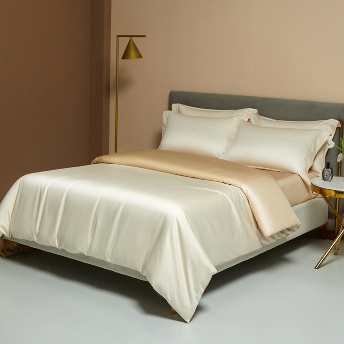 91家纺网 家纺一手货源 找家纺 柔觉家纺 2025新款100支长绒棉A类纯色双拼素色全棉四件套 香草色＆奶酪黄