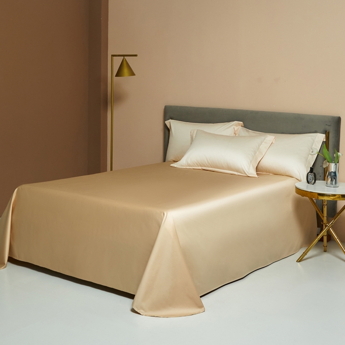 91家纺网 家纺一手货源 找家纺 柔觉家纺 2025新款100支长绒棉A类纯色双拼素色全棉四件套 香草色＆奶酪黄