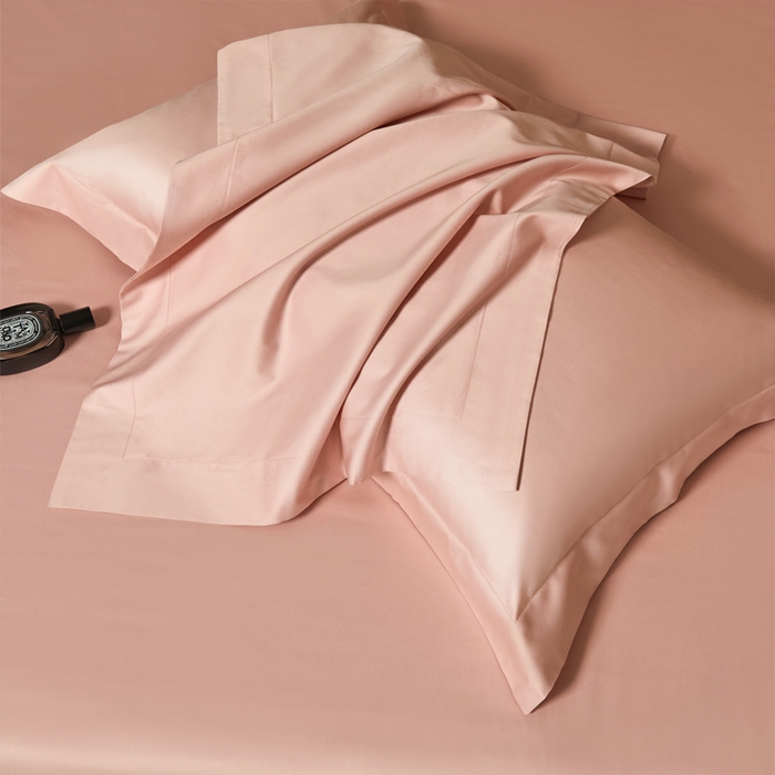 91家纺网 家纺一手货源 找家纺 柔觉家纺 2025新款100支长绒棉A类纯色双拼素色全棉四件套 粉豆沙