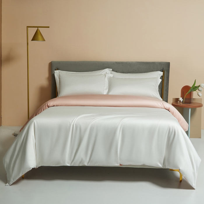 91家纺网 家纺一手货源 找家纺 柔觉家纺 2025新款100支长绒棉A类纯色双拼素色全棉四件套 纯洁白＆粉豆沙