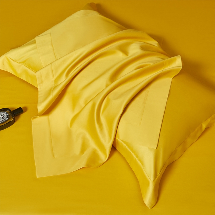 91家纺网 家纺一手货源 找家纺 柔觉家纺 2025新款100支长绒棉A类纯色双拼素色全棉四件套 姜黄