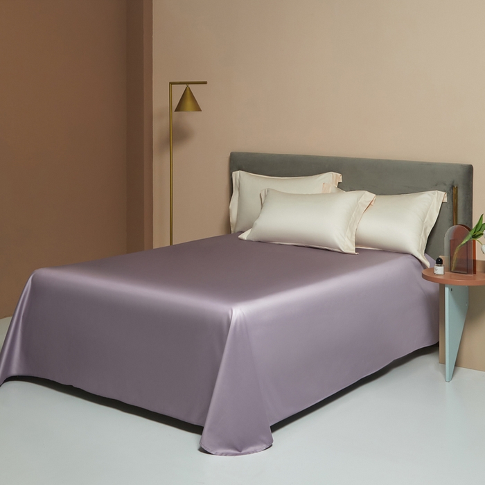 91家纺网 家纺一手货源 找家纺 柔觉家纺 2025新款100支长绒棉A类纯色双拼素色全棉四件套 香草色＆蔷薇紫