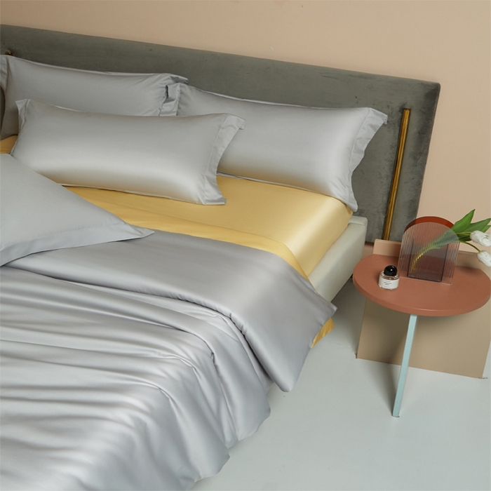 91家纺网 家纺一手货源 找家纺 柔觉家纺 2025新款100支长绒棉A类纯色双拼素色全棉四件套 雅致银＆柠檬黄