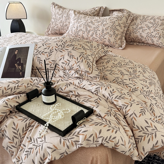 91家纺网 家纺一手货源 找家纺 遇安家纺 2025新款加厚全棉生态磨毛印花四件套 叶影